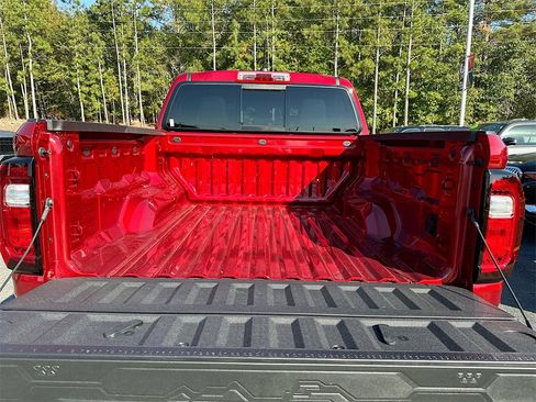 New 2026 GMC Canyon Elevation w/ Convenience Package image 16