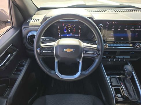 Used 2023 Chevrolet Colorado LT w/ LT Convenience Package image 14