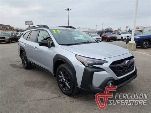 Used 2025 Subaru Outback Onyx Edition image 1