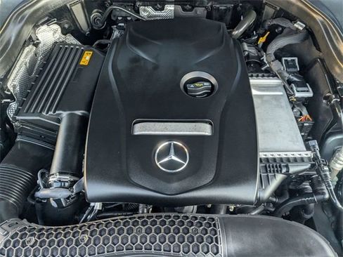 Used 2018 Mercedes-Benz GLC 300 4MATIC Coupe image 37
