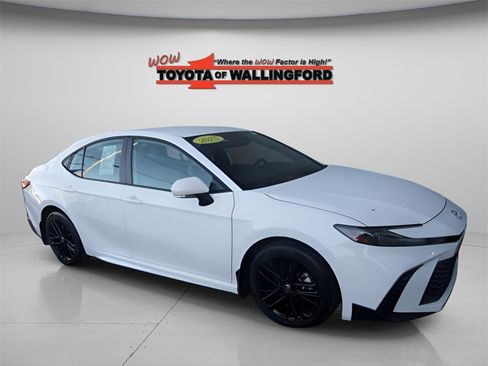 Certified 2025 Toyota Camry SE w/ Convenience Package image 14