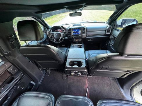 Used 2021 Ford Expedition Max Limited RWD image 17