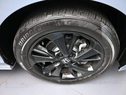Used 2024 Honda Odyssey Sport image 12