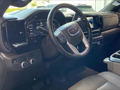 Used 2025 GMC Sierra 1500 SLT RWD image 4
