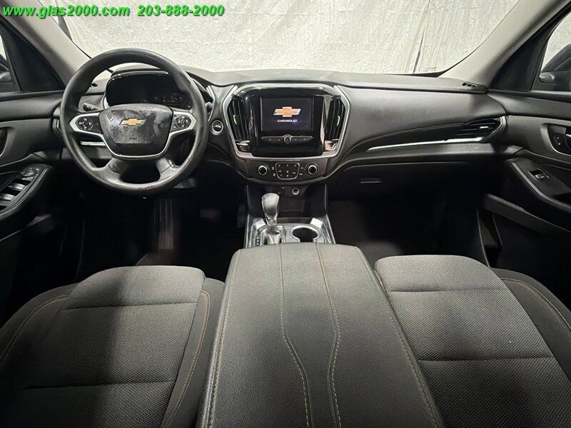 Used 2021 Chevrolet Traverse LS AWD/4WD image 6