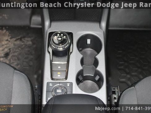 Used 2021 Ford Bronco Sport Badlands image 11