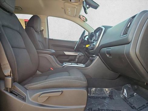Used 2021 Chevrolet Colorado LT w/ LT Convenience Package AWD/4WD image 21