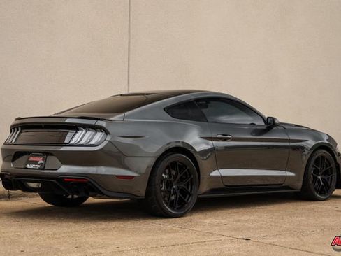 Used 2018 Ford Mustang GT w/ Black Accent Pkg image 4