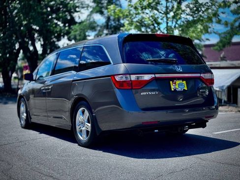 Used 2012 Honda Odyssey Touring image 5