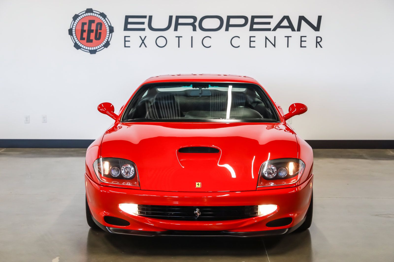 Used 2000 Ferrari 550 Maranello Coupe RWD image 3