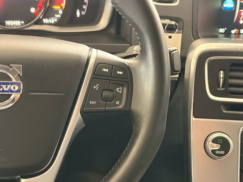 Used 2017 Volvo S60 T5 Dynamic w/ Vision Package image 31