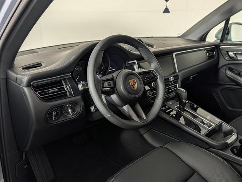 New 2026 Porsche Macan GTS AWD/4WD image 4