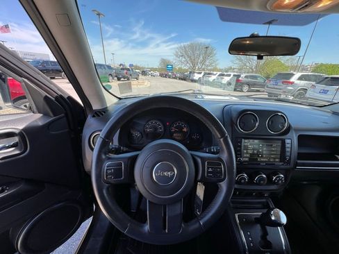 Used 2015 Jeep Patriot High Altitude image 38
