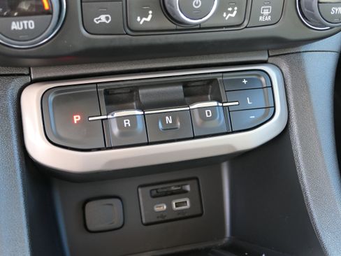 Used 2023 GMC Acadia Denali w/ Denali Technology Package AWD/4WD image 21