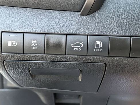 Used 2022 Toyota Camry LE FWD image 22