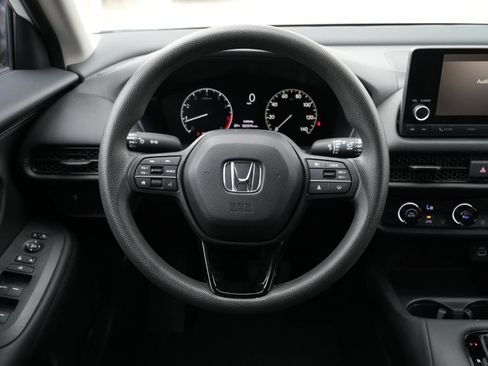 Used 2023 Honda HR-V LX image 18