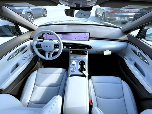 New 2026 Genesis GV70 2.5T Advanced image 13