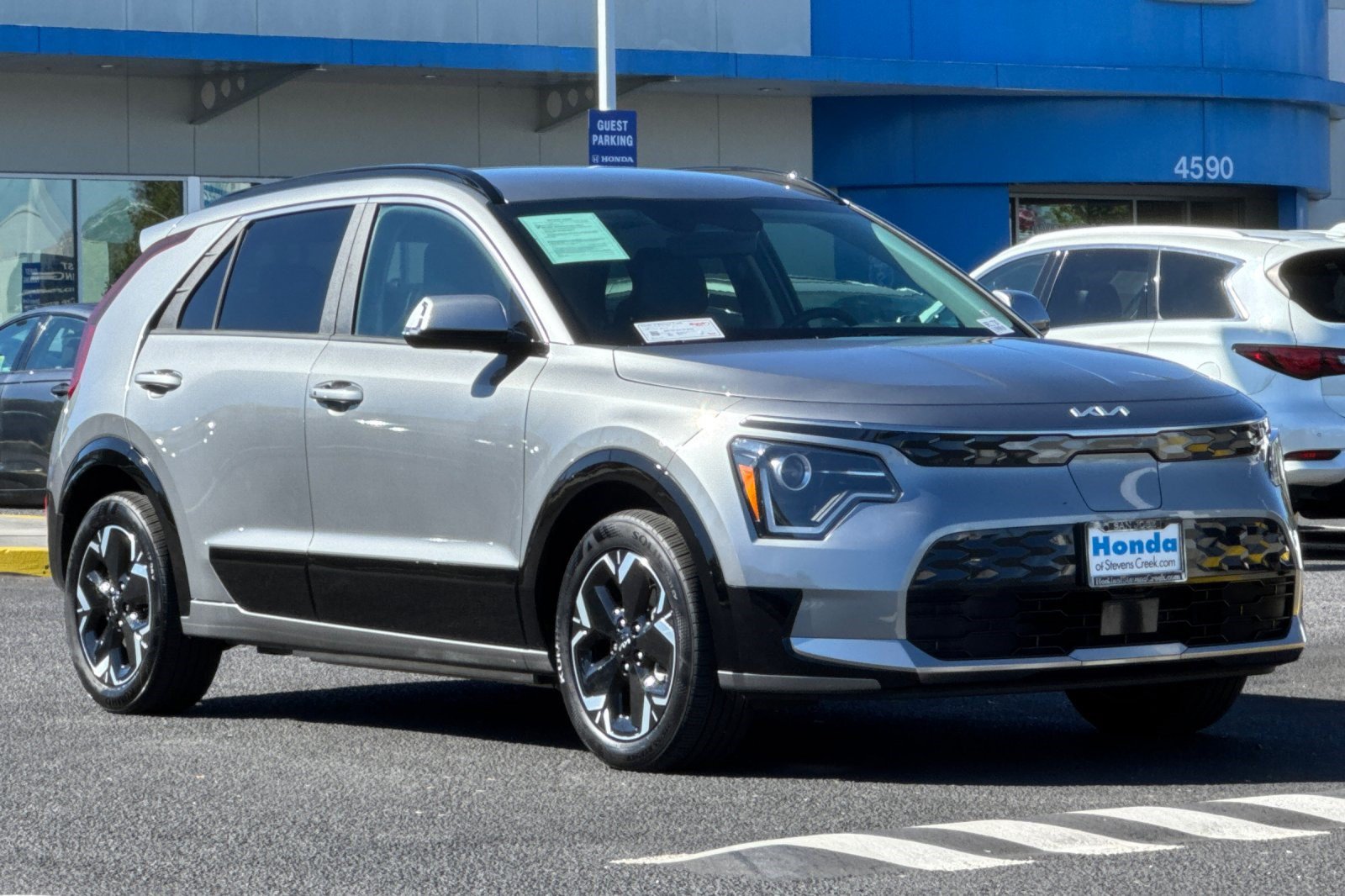 Used 2024 Kia Niro Wind FWD image 7