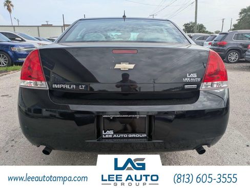 Used 2016 Chevrolet Impala LT w/ LT Sunroof Package FWD image 4
