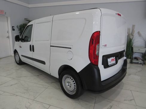 Used 2017 RAM ProMaster City Tradesman FWD image 6