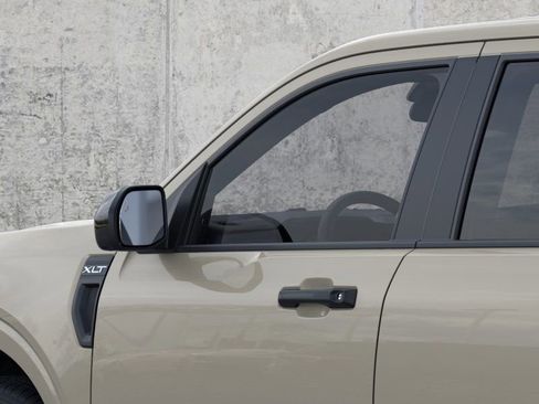 New 2025 Ford Maverick XLT w/ XLT Luxury Package image 21