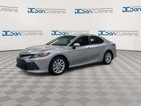 Used 2024 Toyota Camry LE w/ Cold Weather Package FWD image 4