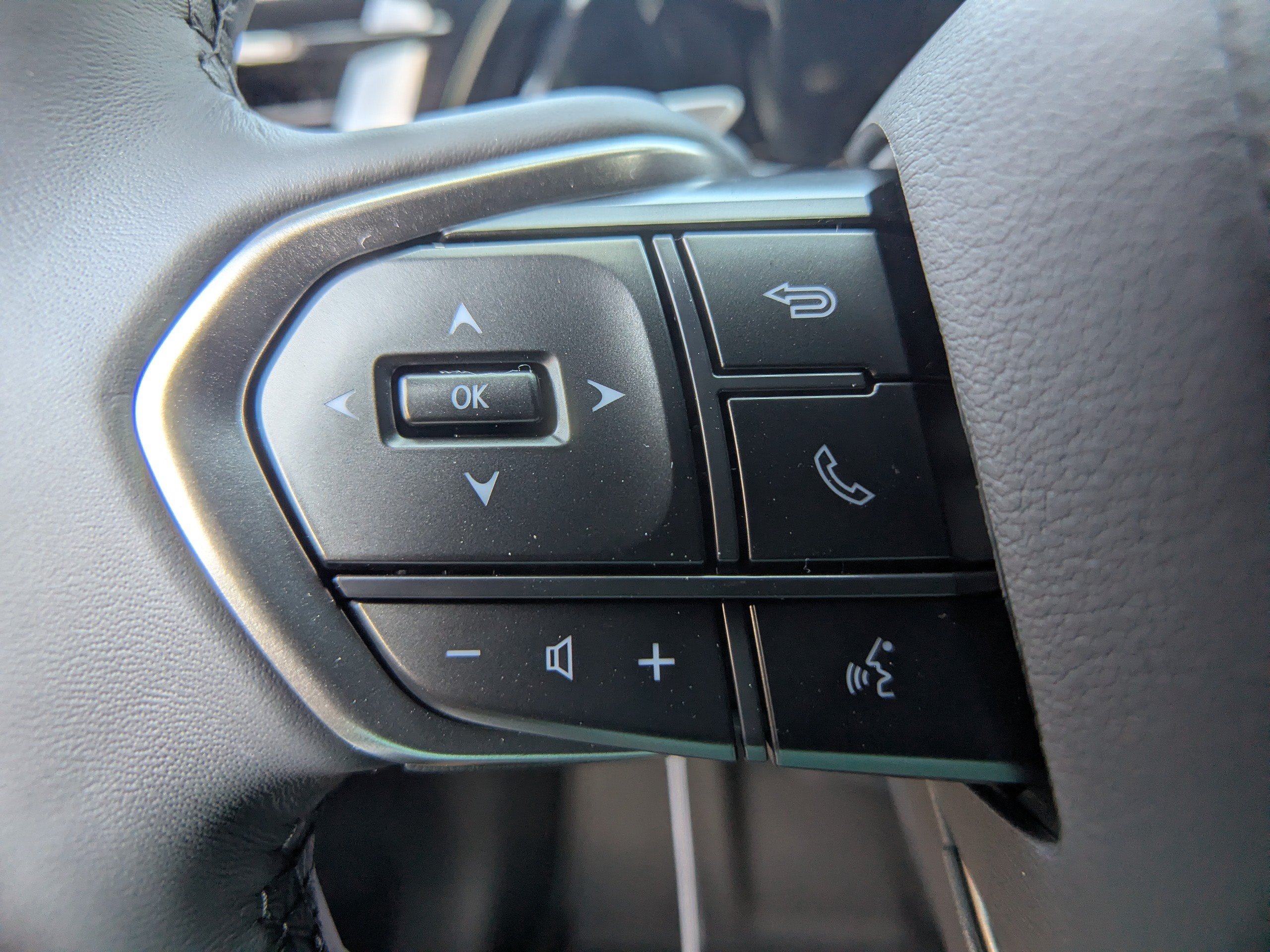New 2026 Lexus RX 350 Premium w/ Accessory Package (Z1) AWD/4WD image 25