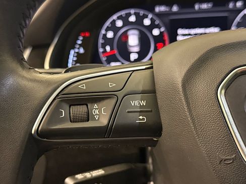Used 2019 Audi Q7 3.0T Premium Plus w/ Premium Plus Package AWD/4WD image 32