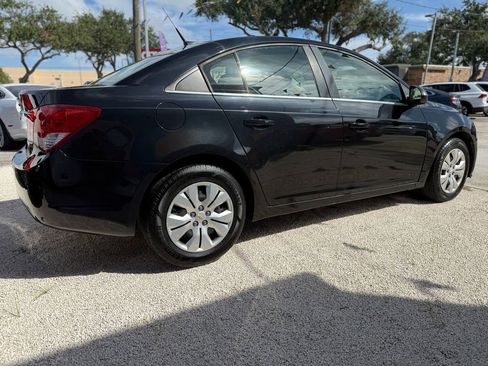 Used 2012 Chevrolet Cruze LS w/ Connectivity Package image 5