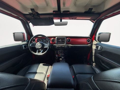 Used 2021 Jeep Gladiator Rubicon w/ Uconnect 4C Nav & Sound Group AWD/4WD image 11