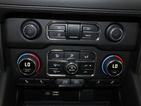 Used 2024 Chevrolet Tahoe LT RWD image 48