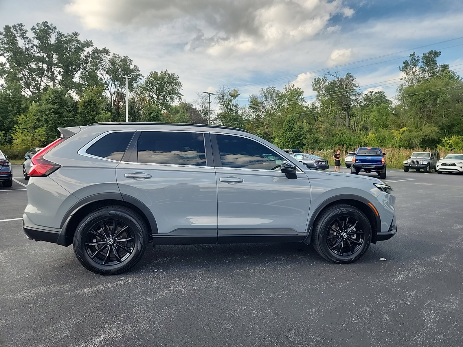 Used 2025 Honda CR-V Sport-L image 7