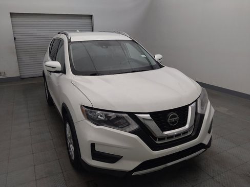 Used 2019 Nissan Rogue SV FWD image 14