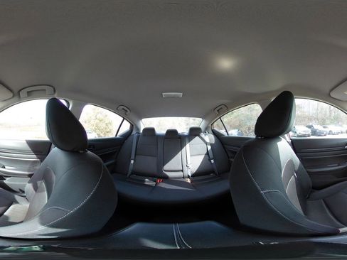 Used 2025 Nissan Altima 2.5 SV image 38