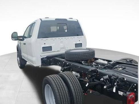 New 2026 Ford F550 4x4 SuperCab Super Duty w/ XL Chrome Package image 2