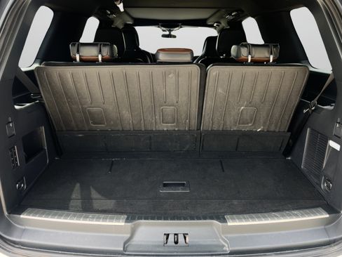 Certified 2024 Lincoln Navigator Reserve AWD/4WD image 26