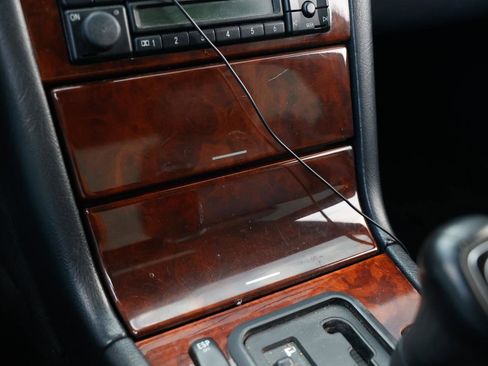 Used 1998 Mercedes-Benz E 320 E320 4DR SEDAN image 33