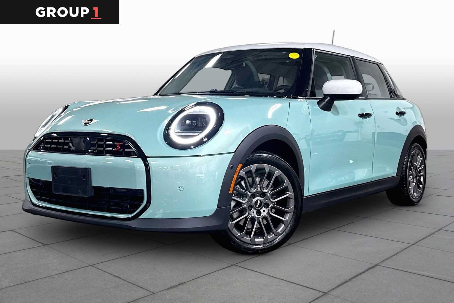 Used 2025 MINI Cooper S FWD image 1