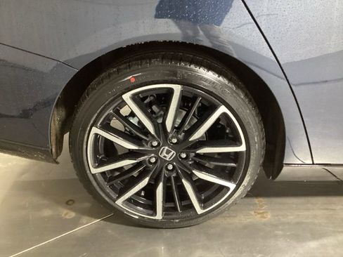 New 2026 Honda Accord Touring image 9