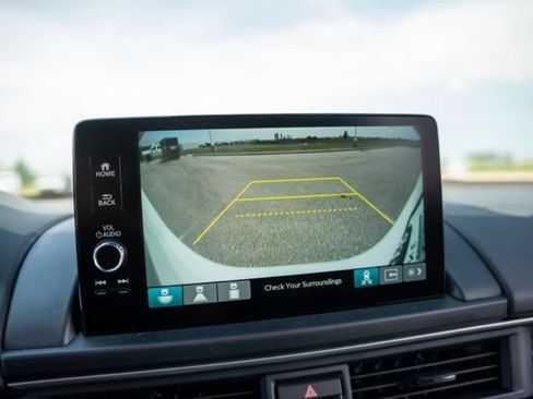 Used 2025 Honda Pilot EX-L image 21