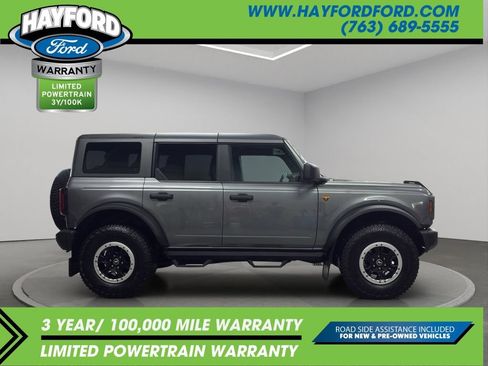 Used 2023 Ford Bronco Badlands w/ Sasquatch Package AWD/4WD image 8