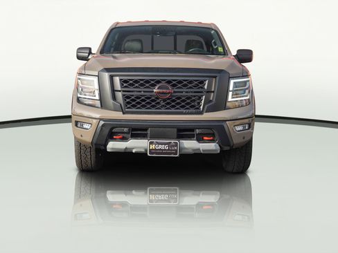Used 2024 Nissan Titan PRO-4X w/ Pro-4x Utility Package image 8
