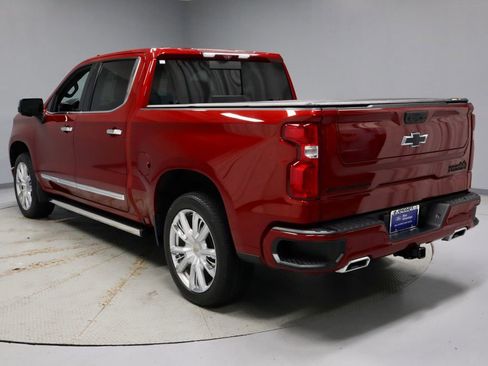 Used 2023 Chevrolet Silverado 1500 High Country w/ High Country Premium Package AWD/4WD image 8