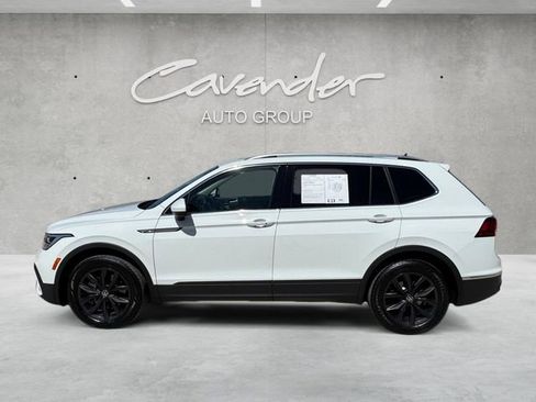 Used 2024 Volkswagen Tiguan SE image 13