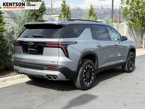 Used 2025 Chevrolet Traverse Z71 AWD/4WD image 8