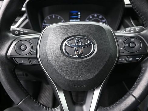 Used 2023 Toyota Corolla Cross LE image 9