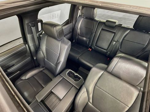 Used 2023 Toyota Tundra Platinum AWD/4WD image 23