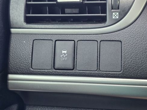 Used 2013 Toyota Camry SE FWD image 22