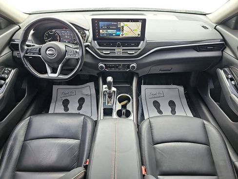 Used 2023 Nissan Altima 2.5 SR w/ SR Premium Package image 12