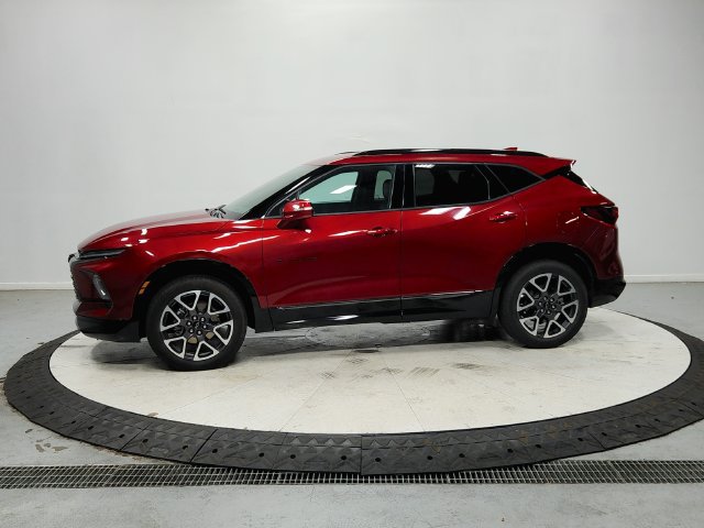 Used 2025 Chevrolet Blazer RS FWD image 5